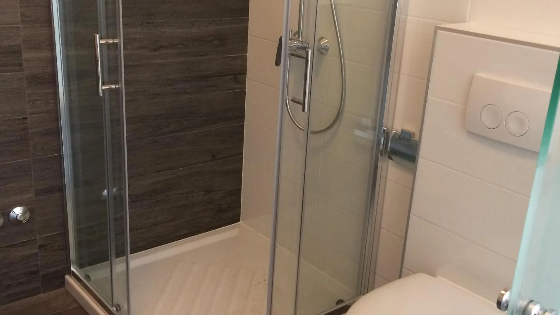 Gorgonia Apartments & Suites Verunic 0*,  Croatia
