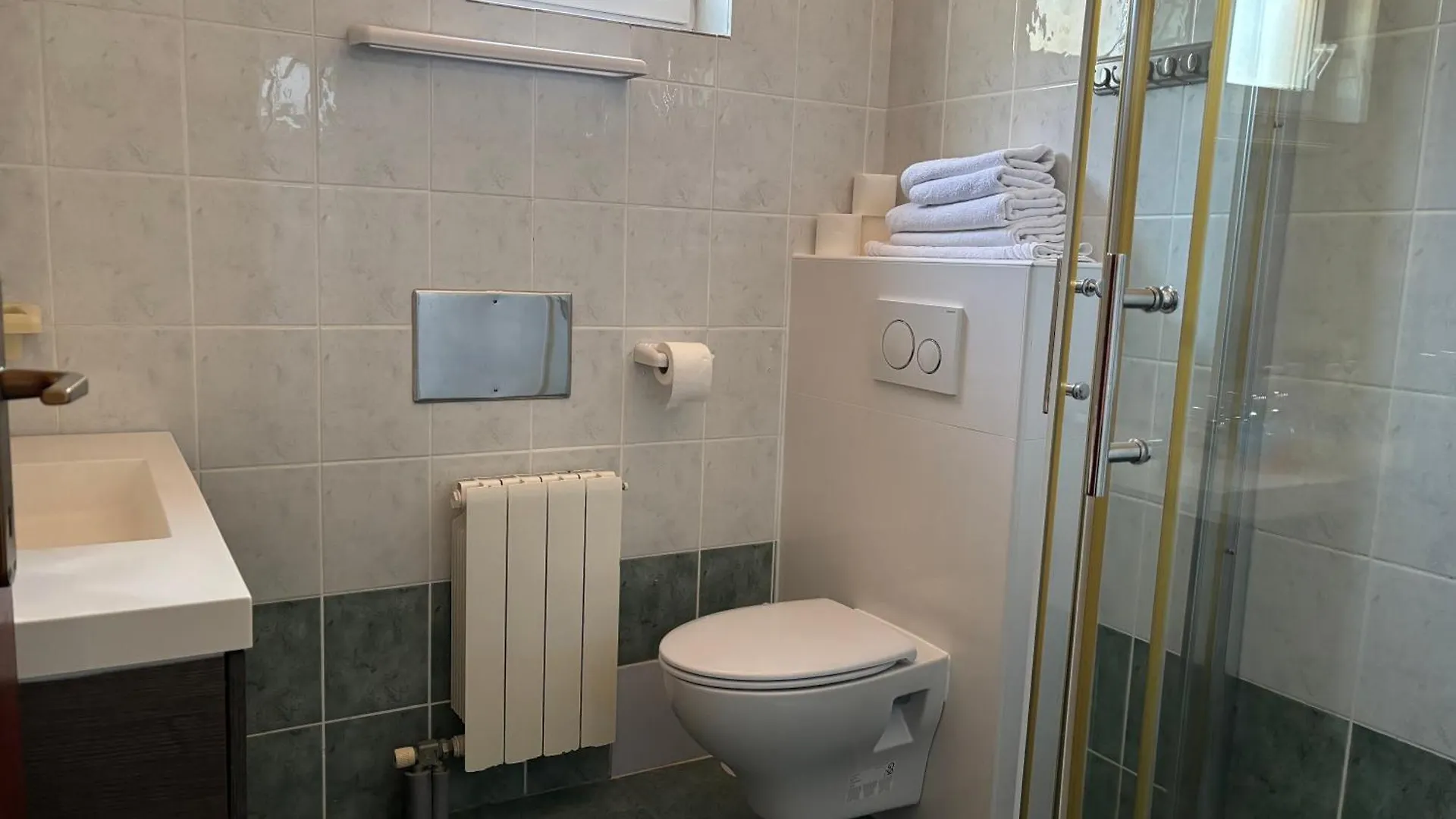 Gorgonia Apartments & Suites Verunić