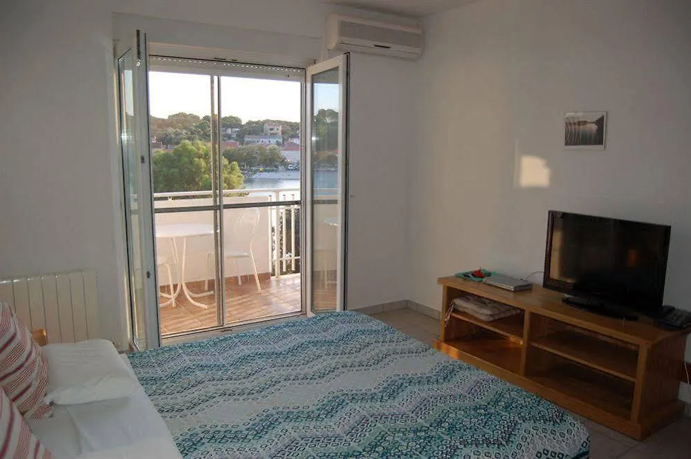 Gorgonia Apartments & Suites Verunić クロアチア